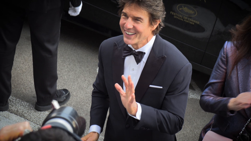 Tom.Cruise.The.Last.Movie.Star.2023.1080p.AMZN.WEB DL.DD+2.0.H.264 playWEB 002.png