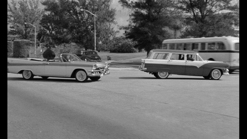 Santo.vs.the.Infernal.Men.1961.1080p.BluRay.REMUX.AVC.DTS HD.MA.1.0 BLURANiUM 00.10.56.png