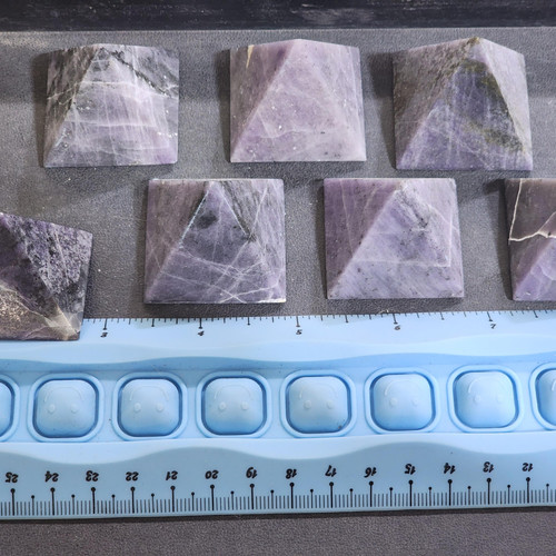 cropped 16985382350668123797624561263718.jpg