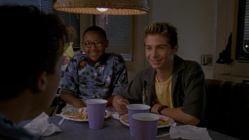 Malcolm.In.The.Middle.S03E01.MULTi.1080p.WEB.H264 NERO.mkv 20240430 095534.373.jpg