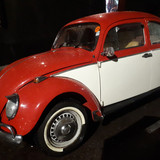 Fusca '62 saia e blusa visto de frente