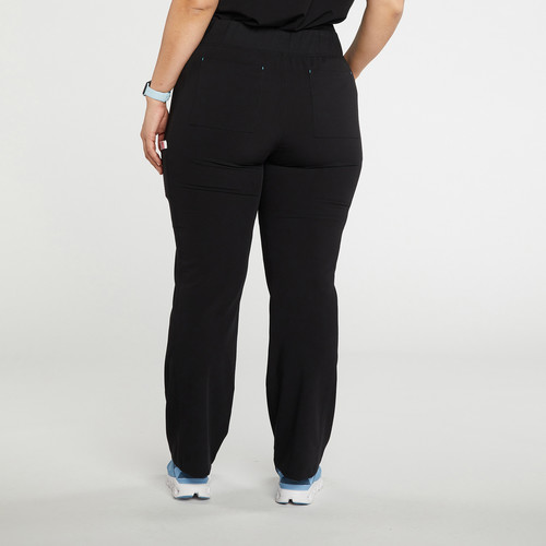 Dolan Ecom 0713 District Chelsea Black Full Boday and Bottom Crop (1).jpg