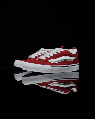 Vans Knu Skool red.jpg