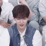 dsCrd481Q YZKCqY.gif