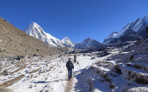 Everest base 25.jpg
