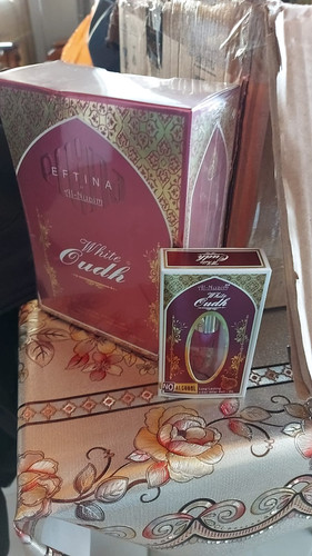 The Plug Fragrances White oud.jpg