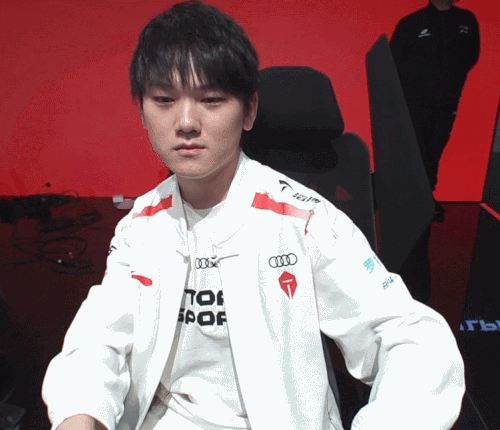 5413330D F0D0 46F0 8CDB 843CD451D840.gif