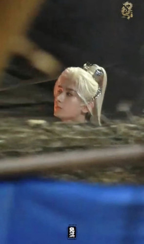 6DA6B004 787C 4E52 8DCE 7A68E0B7D203.jpg