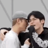 iQyyBtz5 w07YBQH.gif