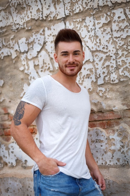portrait of an attractive guy 58409 1883.jpg