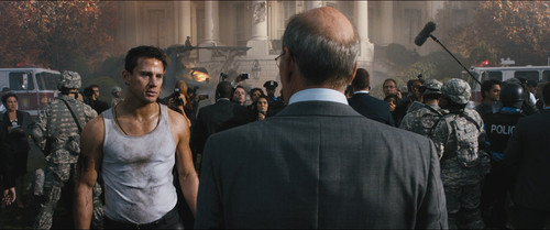 White.House.Down.2013.BluRay.1080p.2Audio.DTS HD.MA5.1.x265.10bit beAst.mkv 20240409 063940.416.jpg