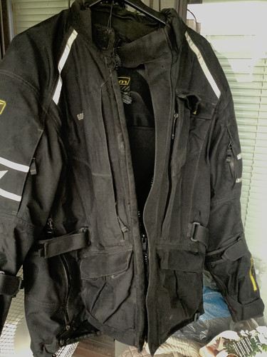 F4C78637 A6F7 4F6C B159 03E0707E1BDA.jpg