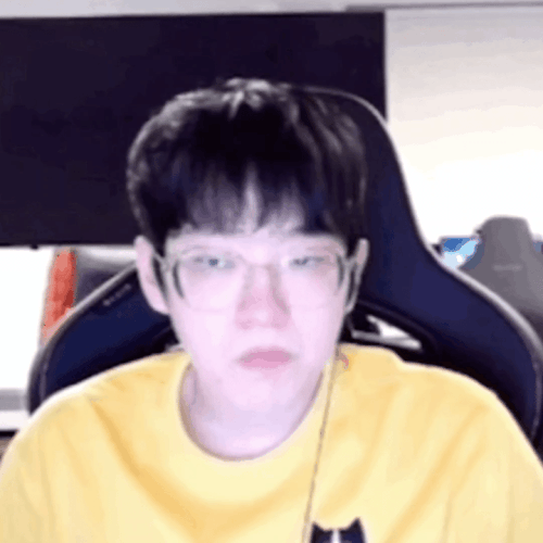 FE7C2E8F 5592 4E10 AD1C 935079D831CF.gif