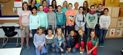 Mädchenschule Lea Zoé 2220x1000.jpg