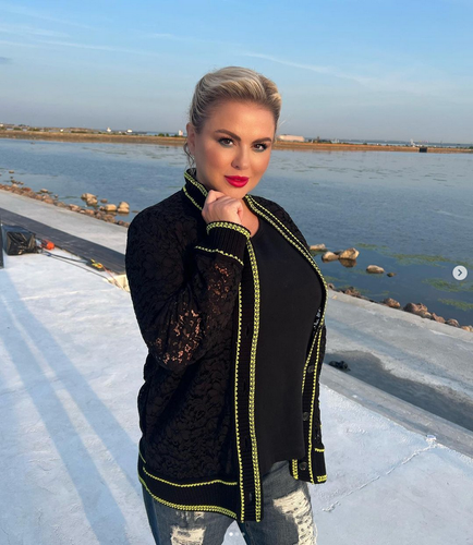 Screenshot 2024 02 01 at 10 54 49 Семенович Анна (@ann semenovich) • Instagram photos and videos.png