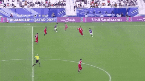 ezgif 4 706992badb.gif