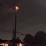 高压输电线着火.gif