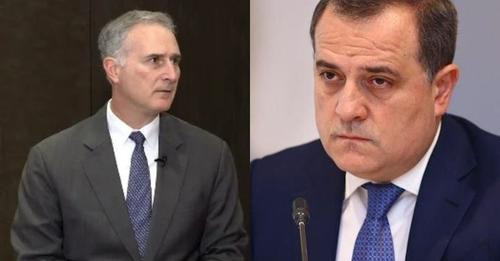 600384721345475764?url=https%3A%2F%2Fmamul.am%2Fimages%2Fphotos%2F240603%2F1bayramovy lui bonoyin ma.jpg