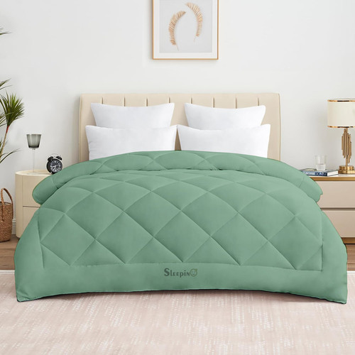 Emerald Green 1.jpg