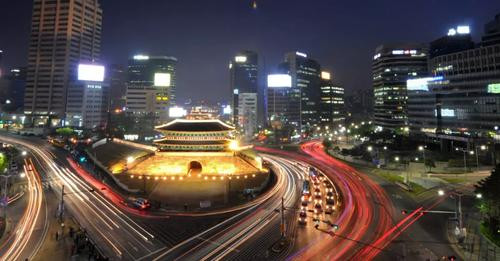 2566886180269918167?url=https%3A%2F%2Fcdn.telquel.ma%2Fcontent%2Fuploads%2F2017%2F05%2FSeoul AFP 000.jpg