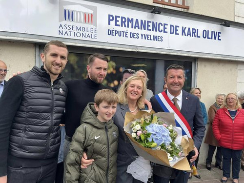 447450875 947283130413879 4273240298175731524 n.jpg?stp=cp6 dst jpg s600x600& nc cat=110&ccb=1 7& nc.jpg