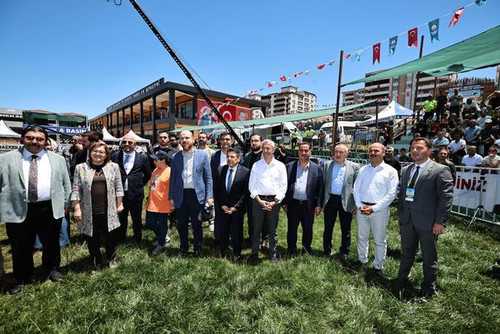 442500710 1008239394003861 8527020841354194003 n.jpg?stp=dst jpg p526x395& nc cat=107&ccb=1 7& nc si.jpg