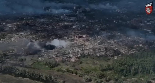 EOaT7b 6Yecgf Yi.jpg