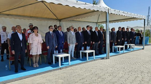 447564660 1318442619067314 7573200861335795436 n.jpg?stp=dst jpg s600x600& nc cat=102&ccb=1 7& nc si.jpg