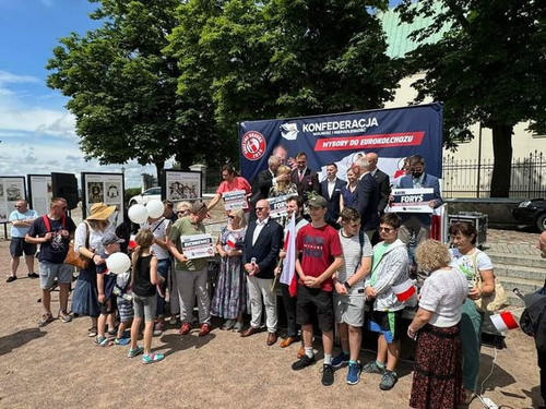 447577328 1015962086555449 5170580885455625919 n.jpg?stp=dst jpg s600x600& nc cat=105&ccb=1 7& nc si.jpg