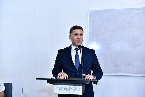 447556282 774411521540513 4424636056345809275 n.jpg?stp=dst jpg p526x395& nc cat=107&ccb=1 7& nc sid.jpg