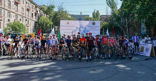 3859979498286730460?url=https%3A%2F%2Fwww.aravot.am%2Fwp content%2Fuploads%2F2024%2F06%2Fhecaniv.jpe.jpg