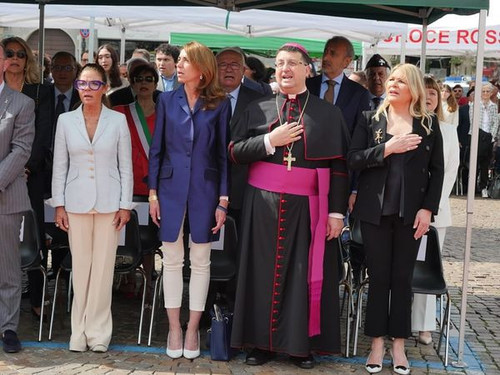 447475214 976880067414829 4136646583964393973 n.jpg?stp=dst jpg s600x600& nc cat=103&ccb=1 7& nc sid.jpg