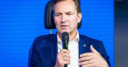 447631420 885501210257209 7863980451222966909 n.jpg?stp=c0.5x0.5f dst jpg flffffff p500x261 q75& nc .jpg