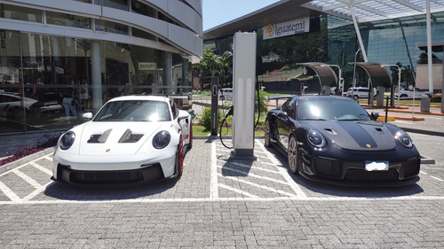 Porsche 911 GT3 RS (992) & Porsche 911 GT2 RS (991.2)
