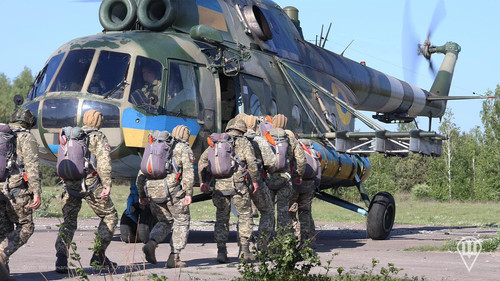 GPKKzLKWgAA SVk?format=jpg.jpg