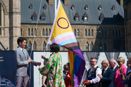 GPK PIZWAAADH3I?format=jpg.jpg