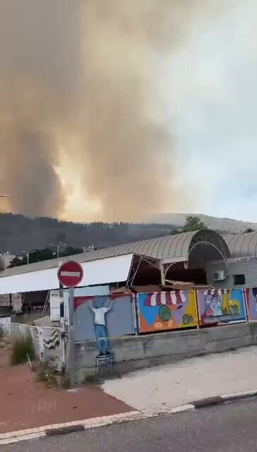 4cHB3kDOBXwvF XE.jpg