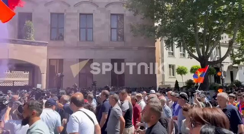 GW8m4JTFM7LpS iG.jpg