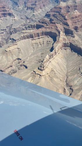 qx5yuzU D1wM7UXB.jpg