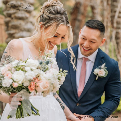 Wedding Photographer in Las Vegas.jpg