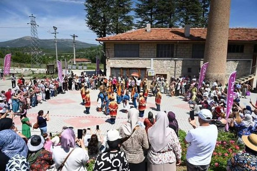 447721118 742463201431940 9166827094224108600 n.jpg?stp=dst jpg p526x395& nc cat=111&ccb=1 7& nc sid.jpg