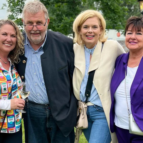 447568468 18440090620058189 98146288654161745 n.jpg?stp=dst jpg p600x600& nc cat=102&ccb=1 7& nc sid.jpg