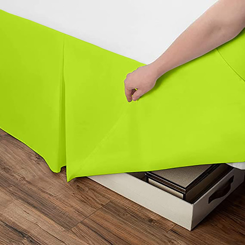 Parrot green 2.jpg