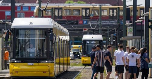 1441007549363235123?url=https%3A%2F%2Fmim.p7s1.io%2Fpis%2Fld%2F32d9zChLCVyZ c1vEwXZAanB DJ78rnq2V2gR.jpg