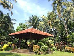 Museum di tengah Kebun.jpg