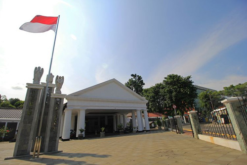 Museum Taman Prasasti.jpg
