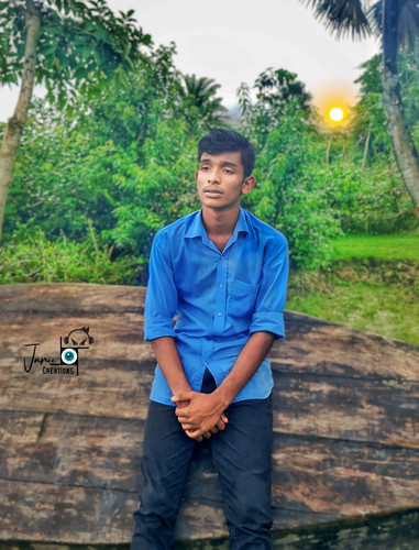 Picsart 23 09 12 19 48 24 705.jpg
