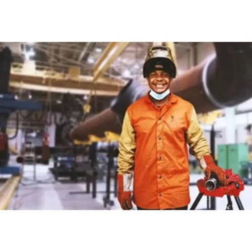 Students of trade school.jpg