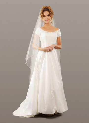 Although three-time bride-to-be Jessie Patterson (Arielle Kebbel) has vowed to close herself off to .jpg