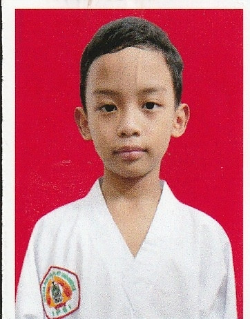 scaled Almer Foto (1).jpg